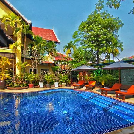 Ravady D'Angkor Hotel Siem Reap Exterior photo