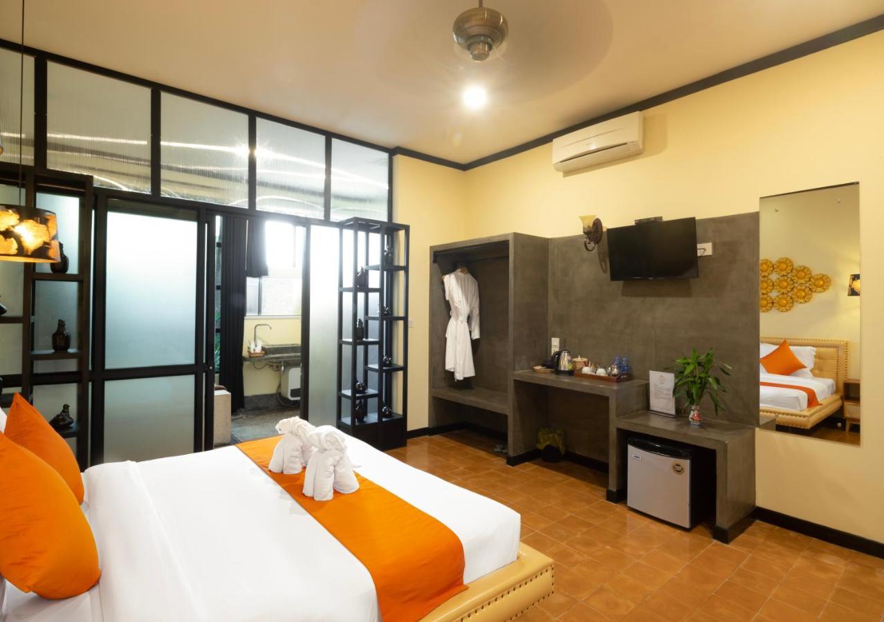 Ravady D'Angkor Hotel Siem Reap Exterior photo