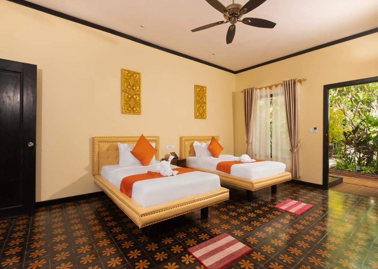 Ravady D'Angkor Hotel Siem Reap Exterior photo