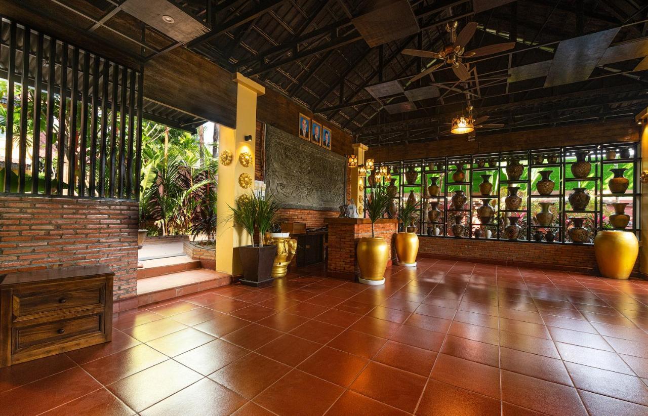 Ravady D'Angkor Hotel Siem Reap Exterior photo
