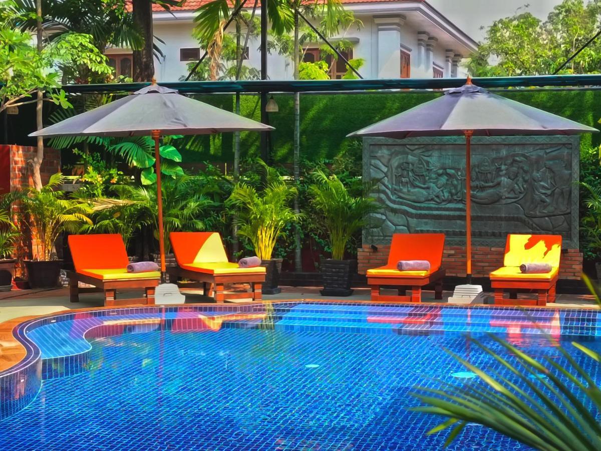 Ravady D'Angkor Hotel Siem Reap Exterior photo