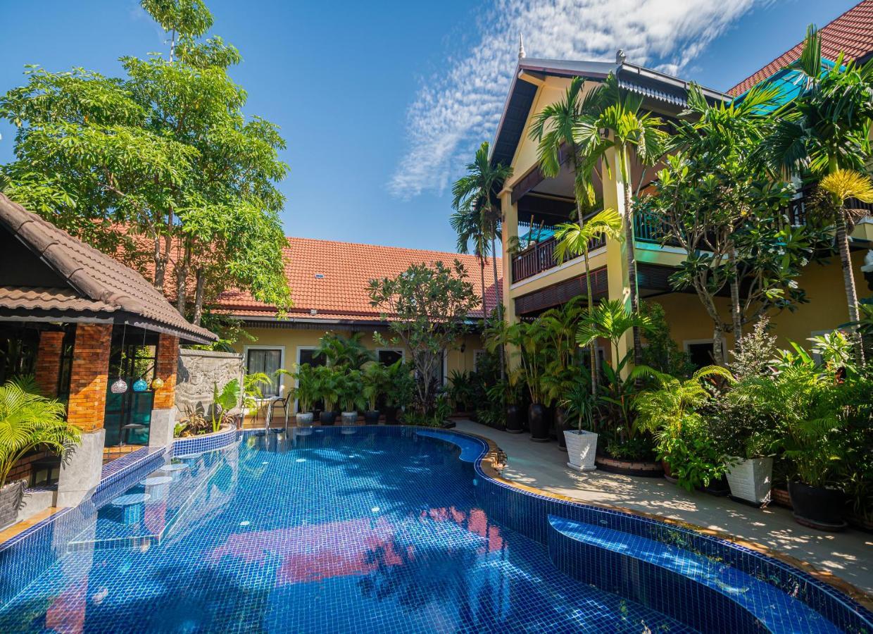 Ravady D'Angkor Hotel Siem Reap Exterior photo