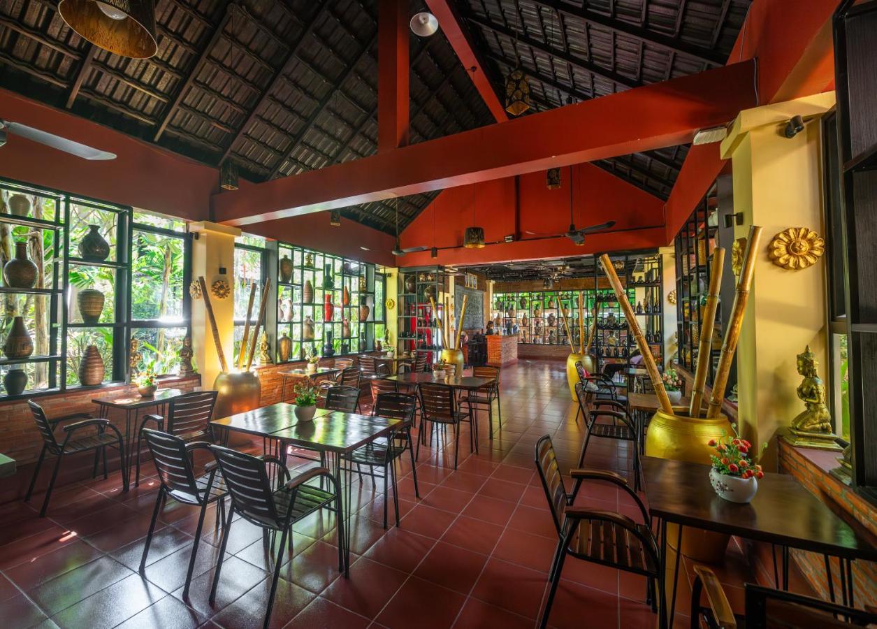 Ravady D'Angkor Hotel Siem Reap Exterior photo