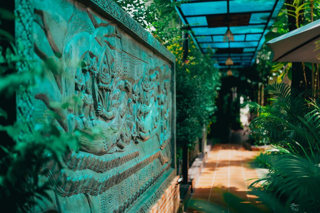 Ravady D'Angkor Hotel Siem Reap Exterior photo