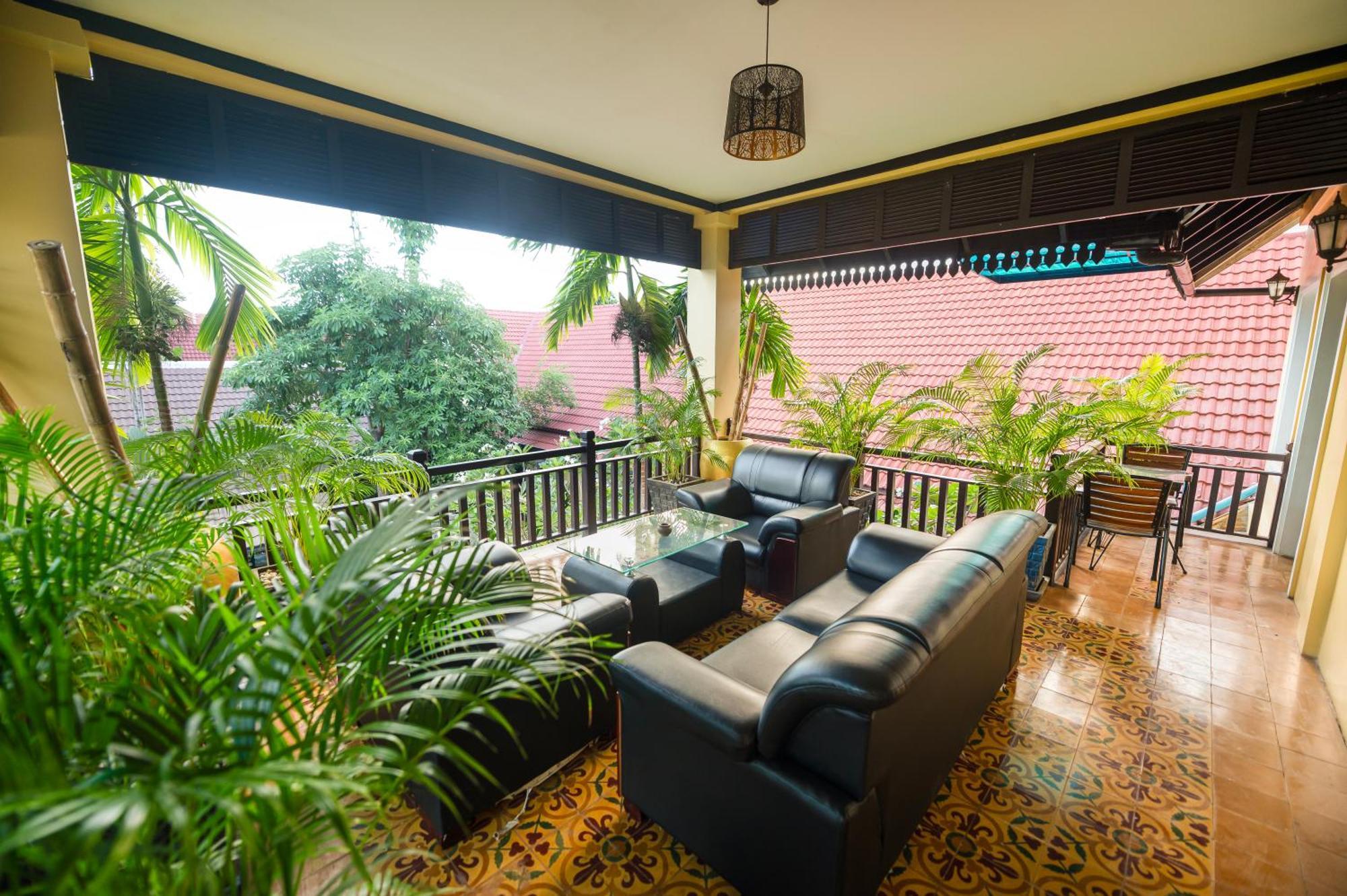 Ravady D'Angkor Hotel Siem Reap Exterior photo