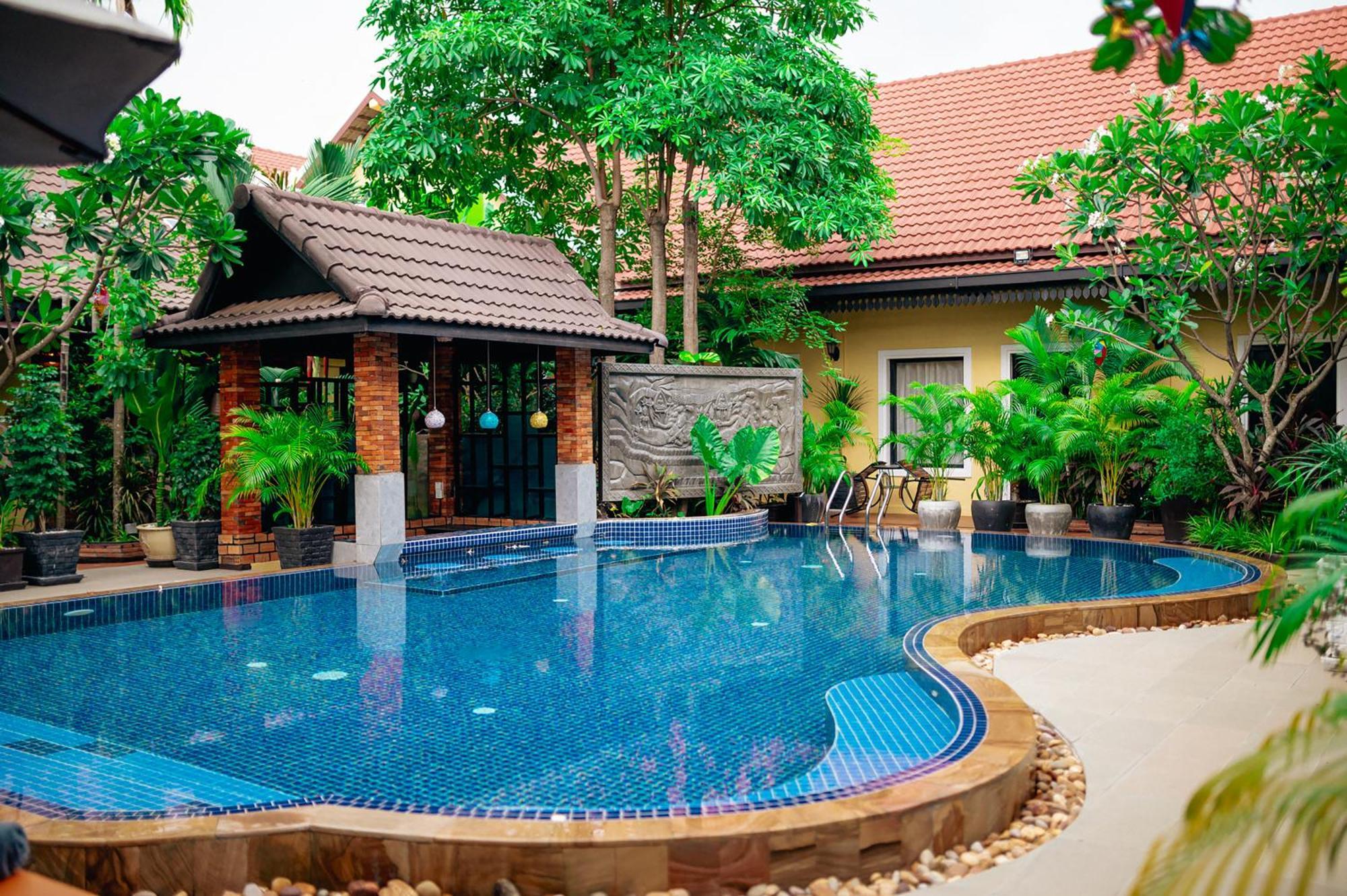 Ravady D'Angkor Hotel Siem Reap Exterior photo